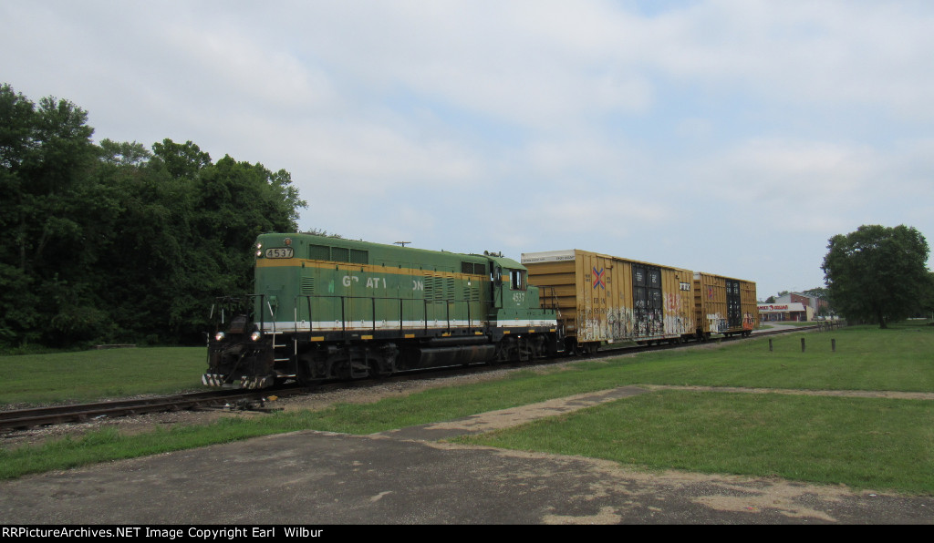 Ohio South Central Railroad (OSCR) 4537